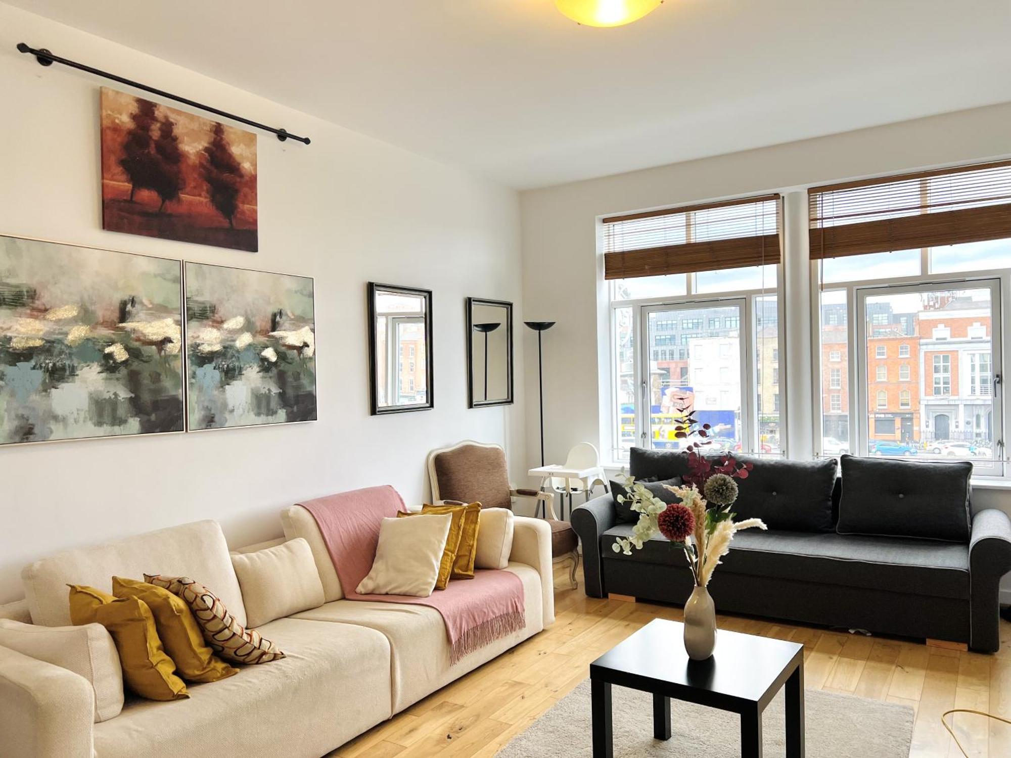 Cosy River View Flat At Temple Bar Dublin Extérieur photo